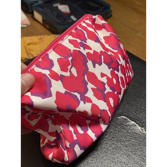 Estee Lauder Pink Cheetah Print Cosmetic Bag - - Picture 5 of 7